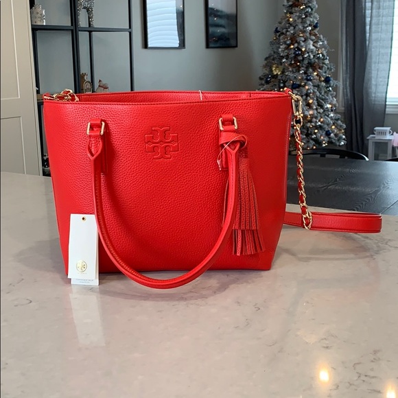 SOLD! Tory Burch Tote - Picture 1 of 7